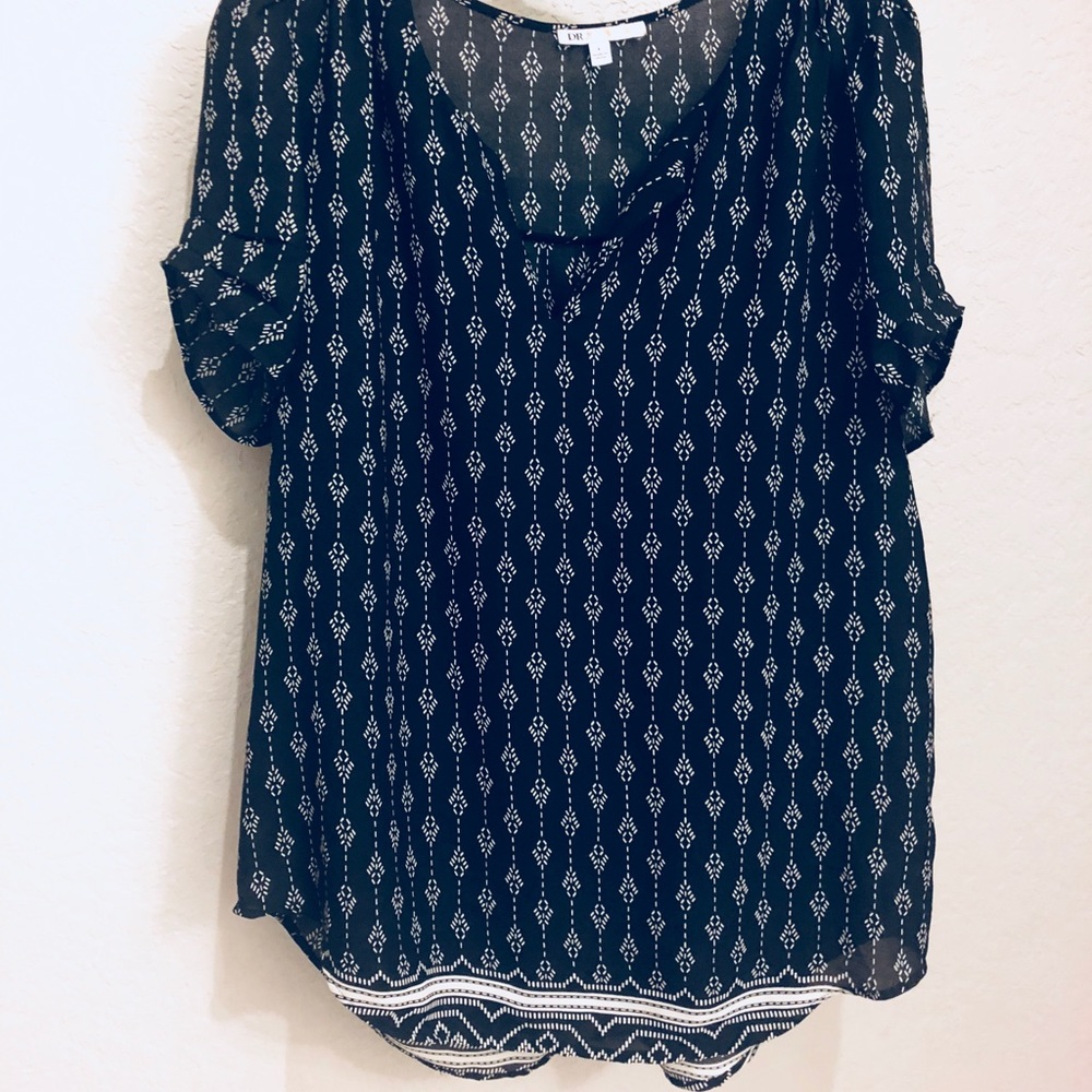 Bell sleeve top